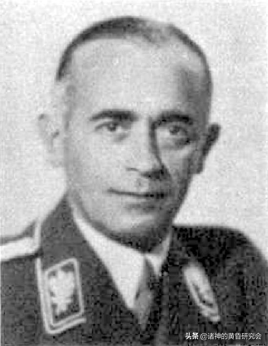 钩十字下的绿茵场：第三帝国足球往事