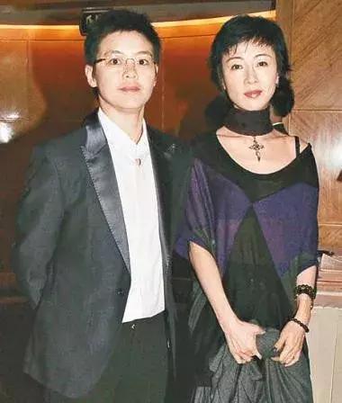 有钱有闲风华绝代,有钱有闲有美貌