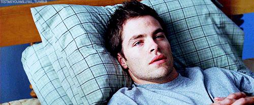 一放假就睡不好,一放假睡不醒