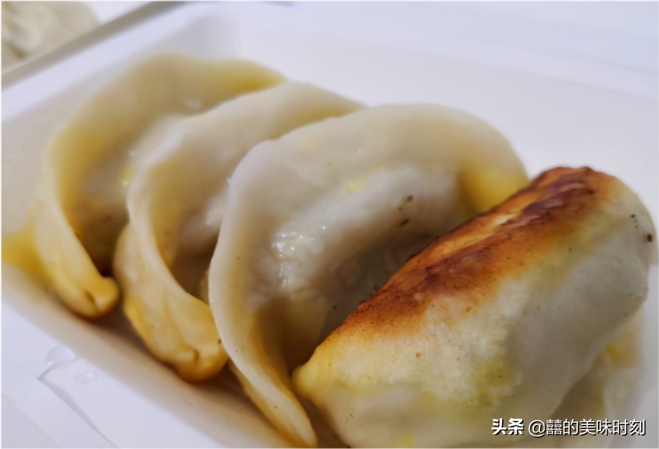 上海锅贴第一名石龙路,上海锅贴店哪家好吃