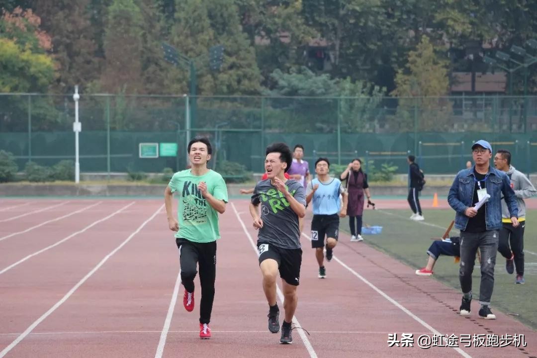 30公里跑的前脚掌有点疼,跑8公里后前脚掌疼为什么