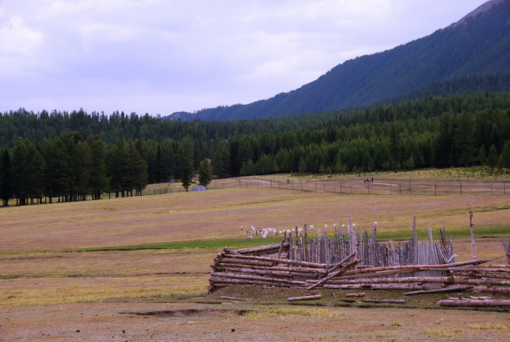 新疆哈密大动脉,新疆哈密重镇简介