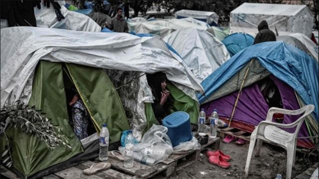 希腊火灾死亡民众,希腊最大难民营被烧