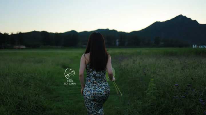 素人改造：身高1米5的“包子脸”微胖女孩，如何美出“高级感”？