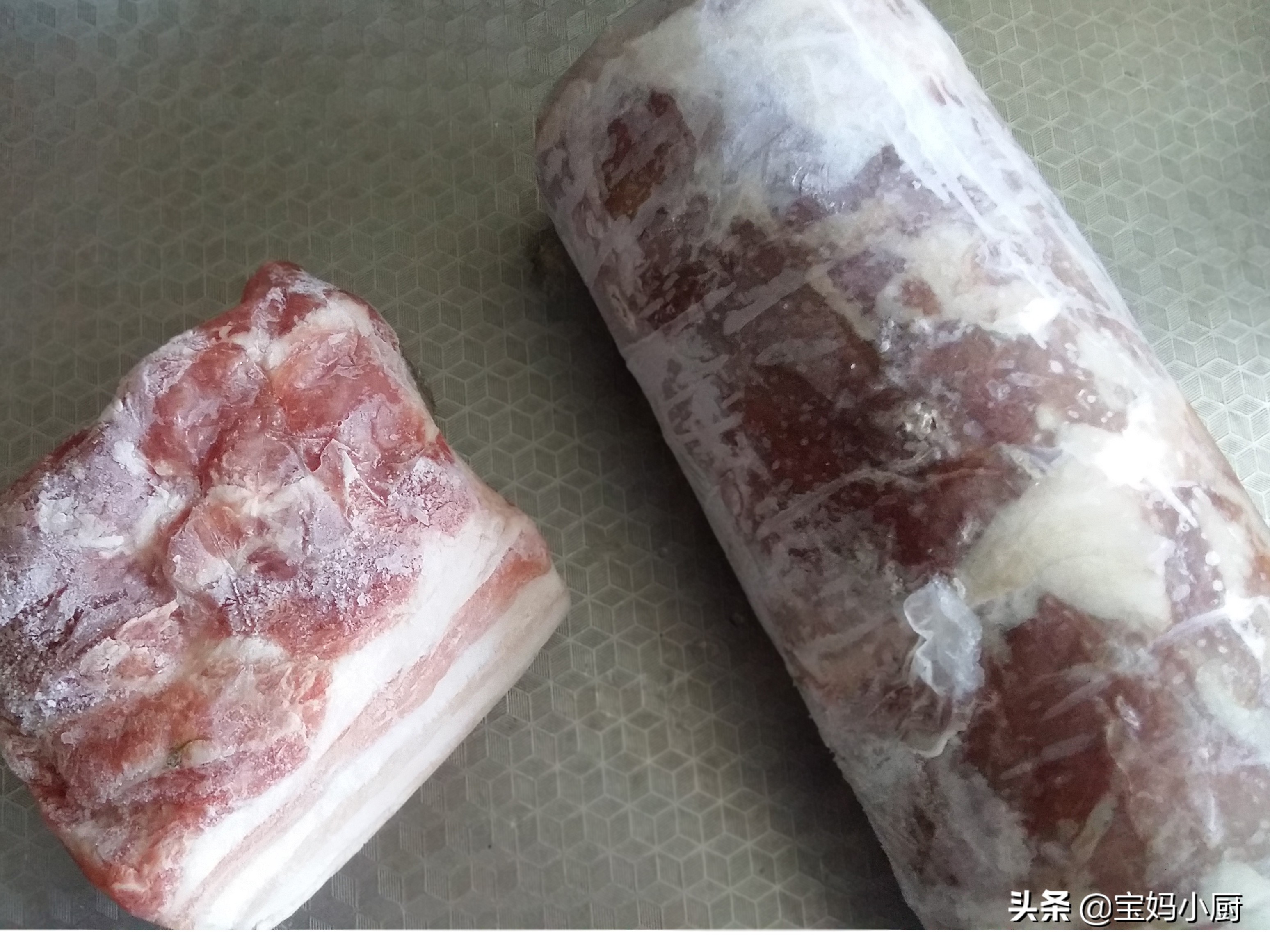 火锅自己在家怎么做好吃,自己在家做火锅推荐菜