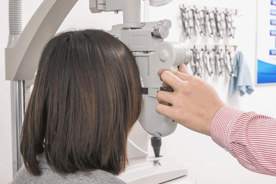 蔡司依视路眼镜店一般打几折,眼镜店蔡司依视路几折