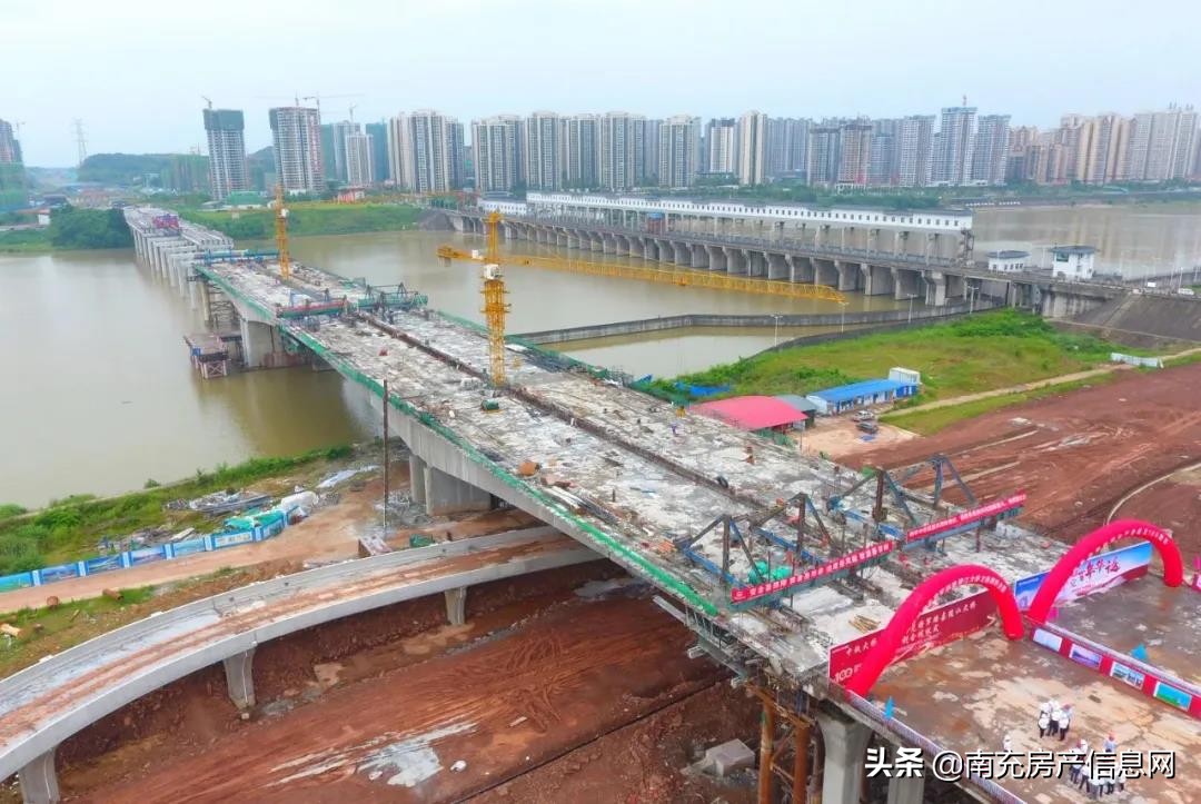 凯旋会展新城24栋楼盘,凯旋会展新城顶跃