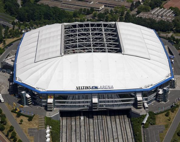 哪些球场可以全封闭,全球有多少个高尔夫球场