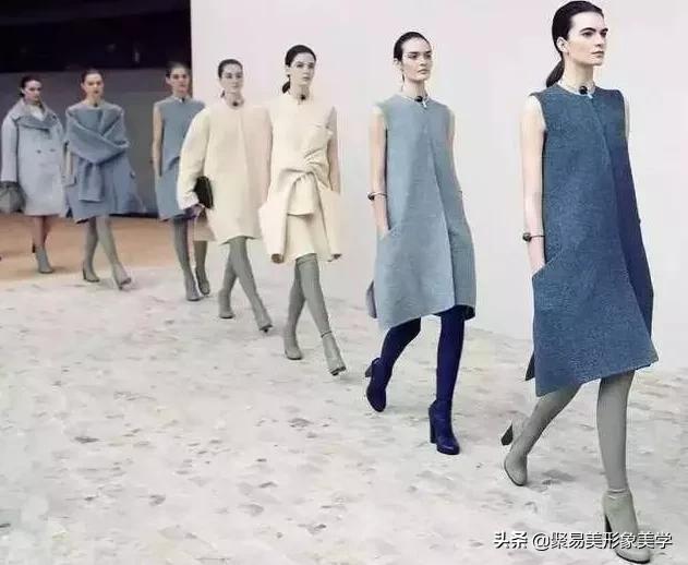 初秋穿什么颜色好看,秋天穿“杏色”太好看了