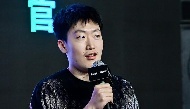 管泽元解说十周年第一视角,管泽元8小时控场和谁一起解说的