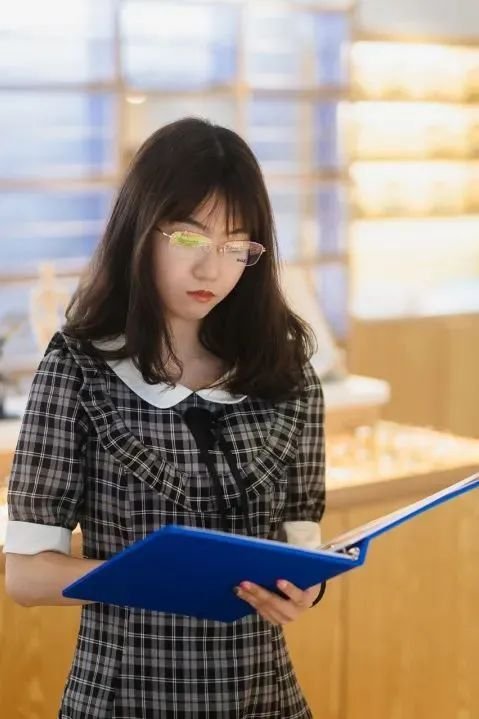 便宜防蓝光眼镜推荐 (好看又便宜的蓝光眼镜)