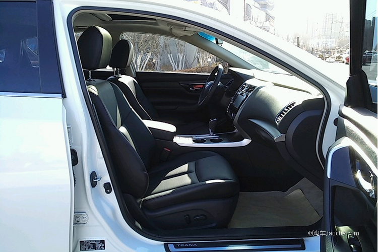 全新下一代日产天籁,13万公里的日产天籁值得买吗