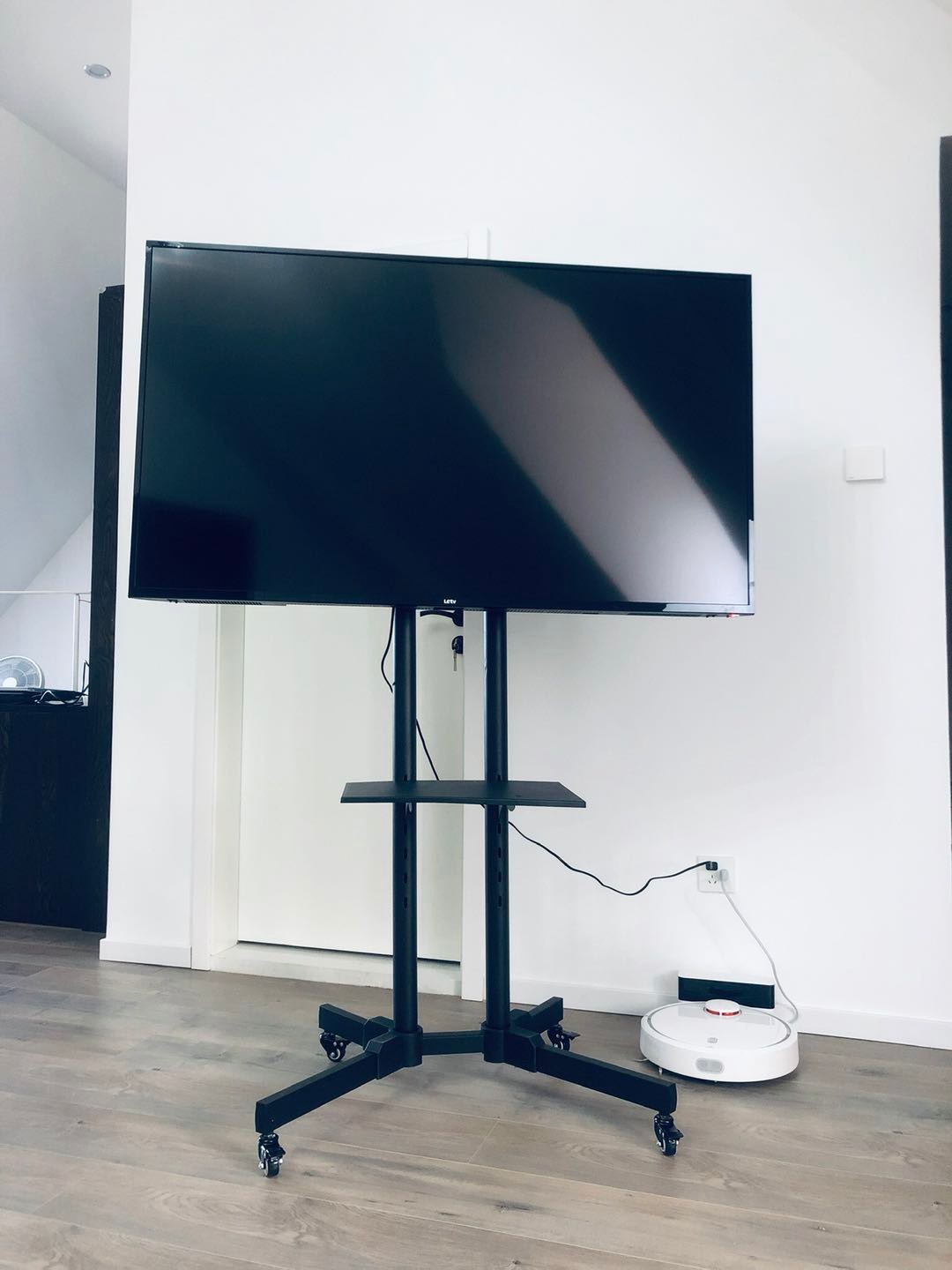 2000元以内买什么电视好用又实惠,2000元左右最值得购买的电视