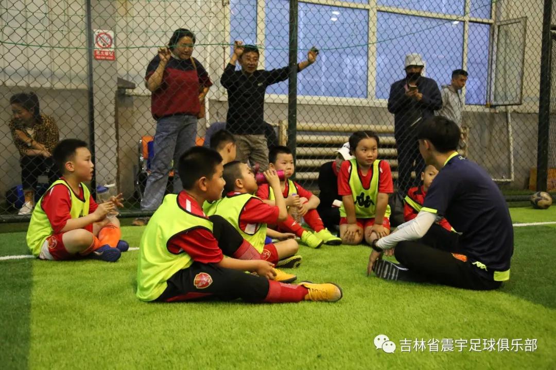 快乐童年足球队,快乐童年足球