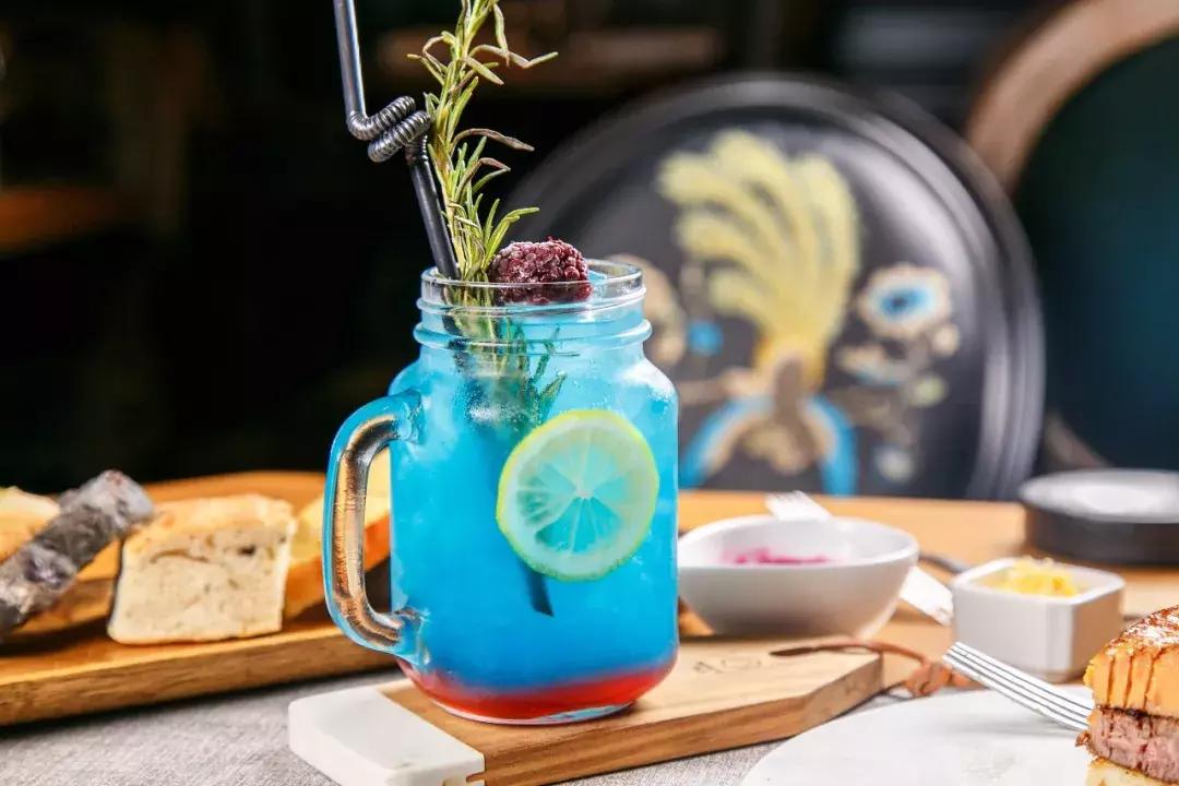 万元抽奖!送戴森卷发棒+TF口红!这家花园西餐厅让我开始嫌弃男友!