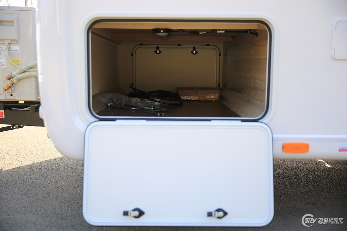 10万能买个什么样子的二手房车,10万左右能买房车吗