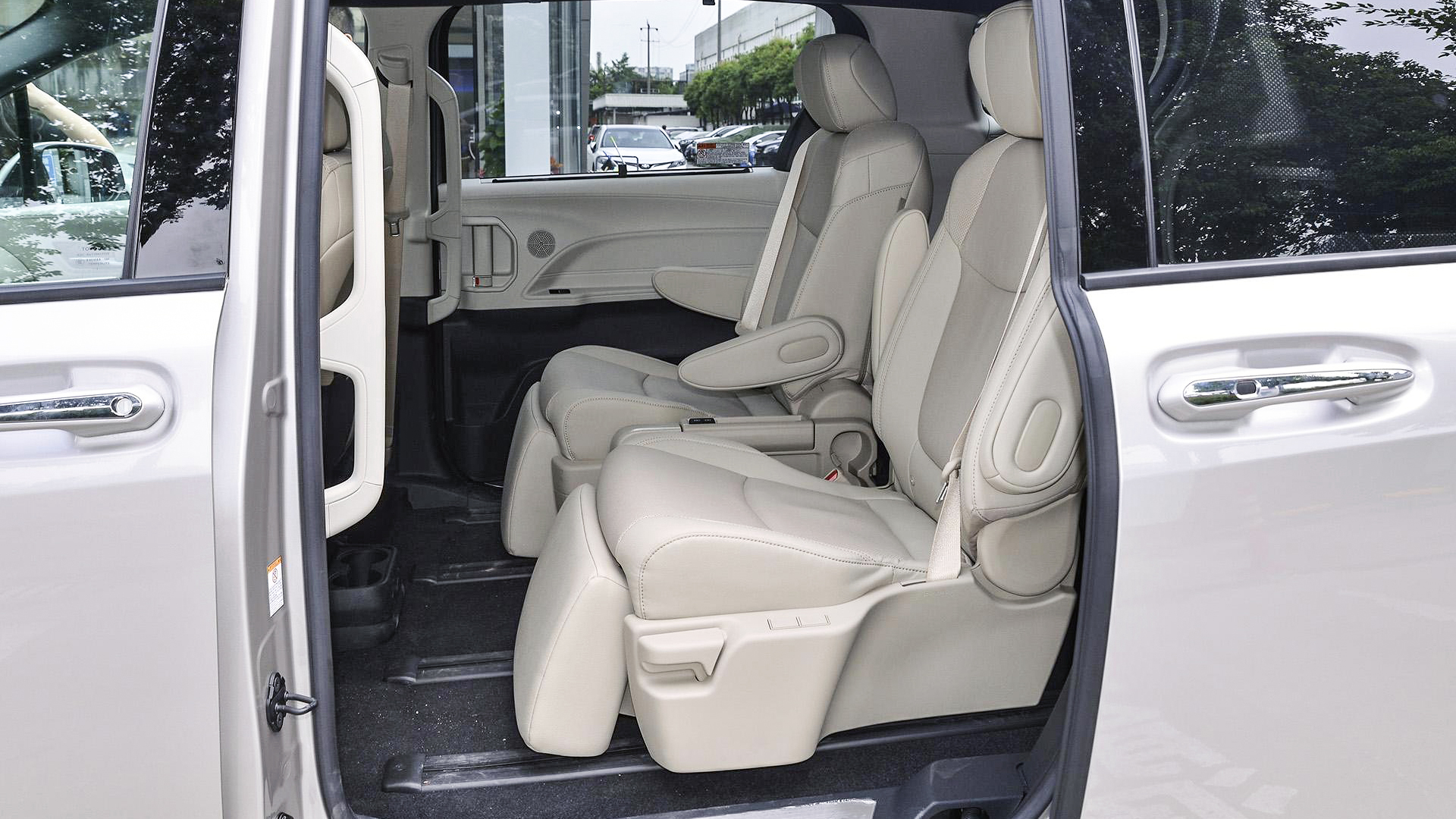 丰田赛那即将上市,全新丰田赛那预计年内上市