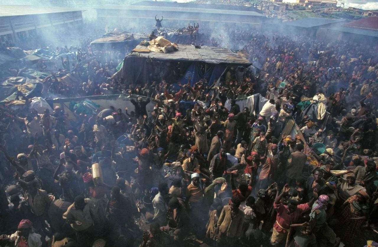 1994年卢旺达人遭受了什么,1994年卢旺达屠族事件纪录片