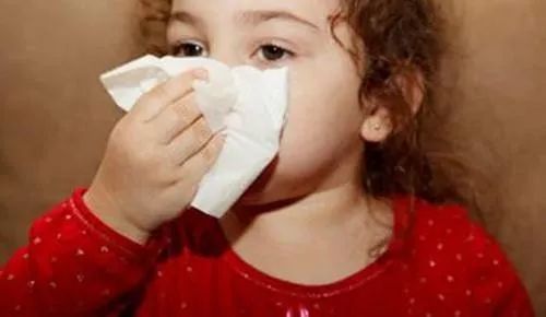 宝宝咳嗽家长最怕什么,孩子长期咳嗽家长不要惊慌