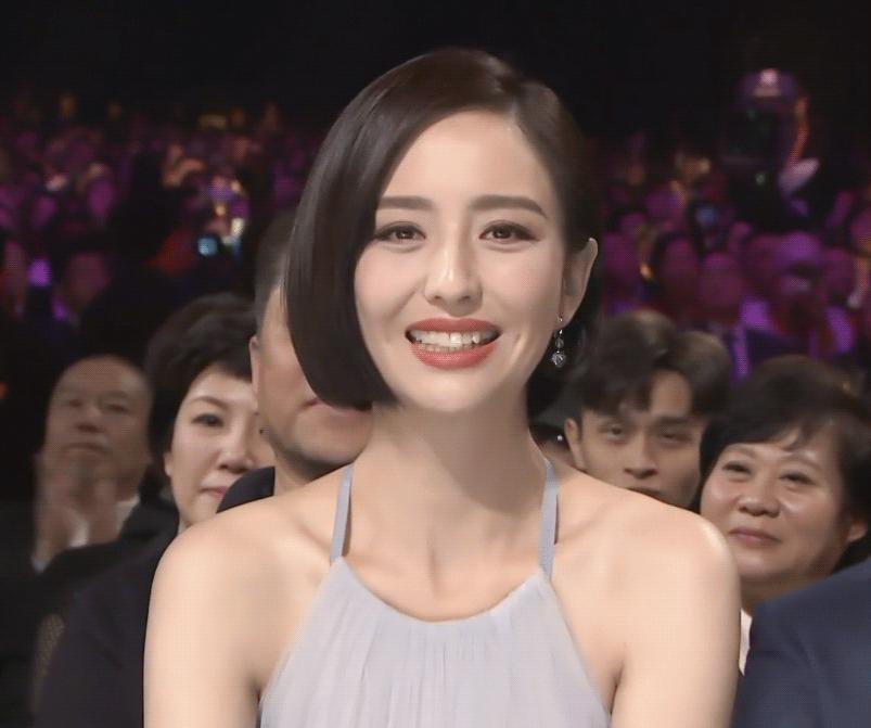 EMUI10灭屏显示主题，华为Mate30系列专享，华为P30却没有！？