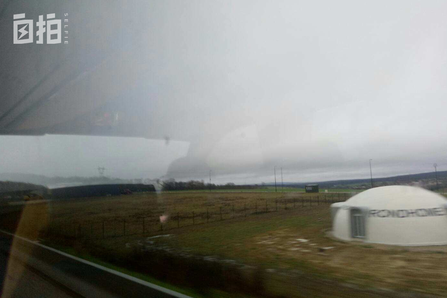 我，东北开过砖厂，巴黎刷过盘子，58岁再转型，从厨师变成摄影师