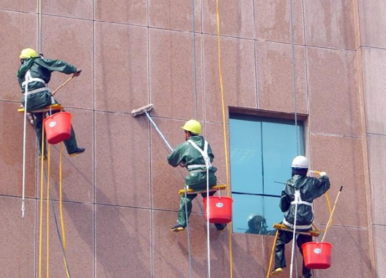 石材芝麻白保养的方法和技巧,石材装修的注意事项