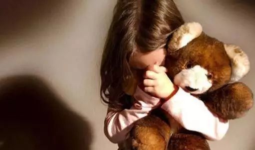 重磅！美国亿万富豪*虐性**待超60名未成年少女，还是川普好基友