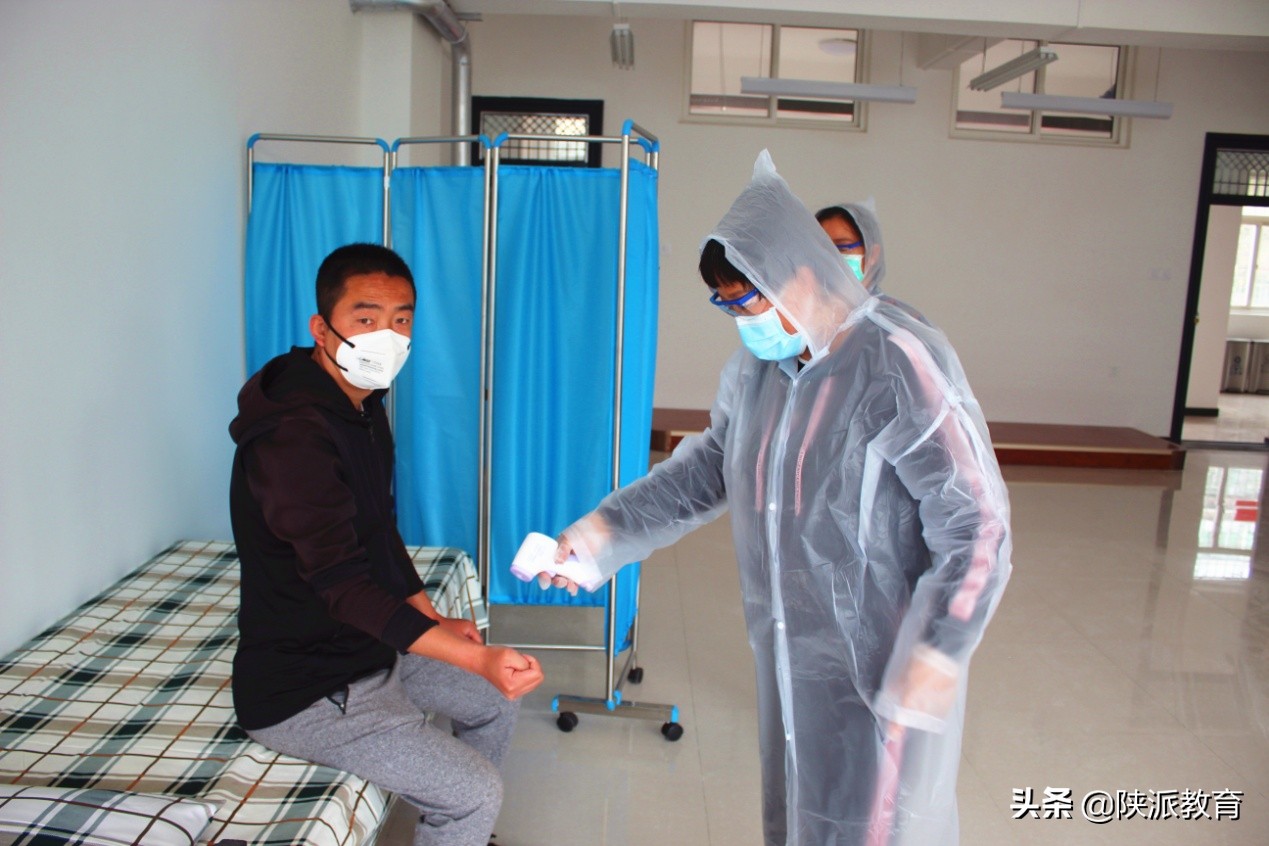 复学防疫演练小学,初三开学复课演练报道