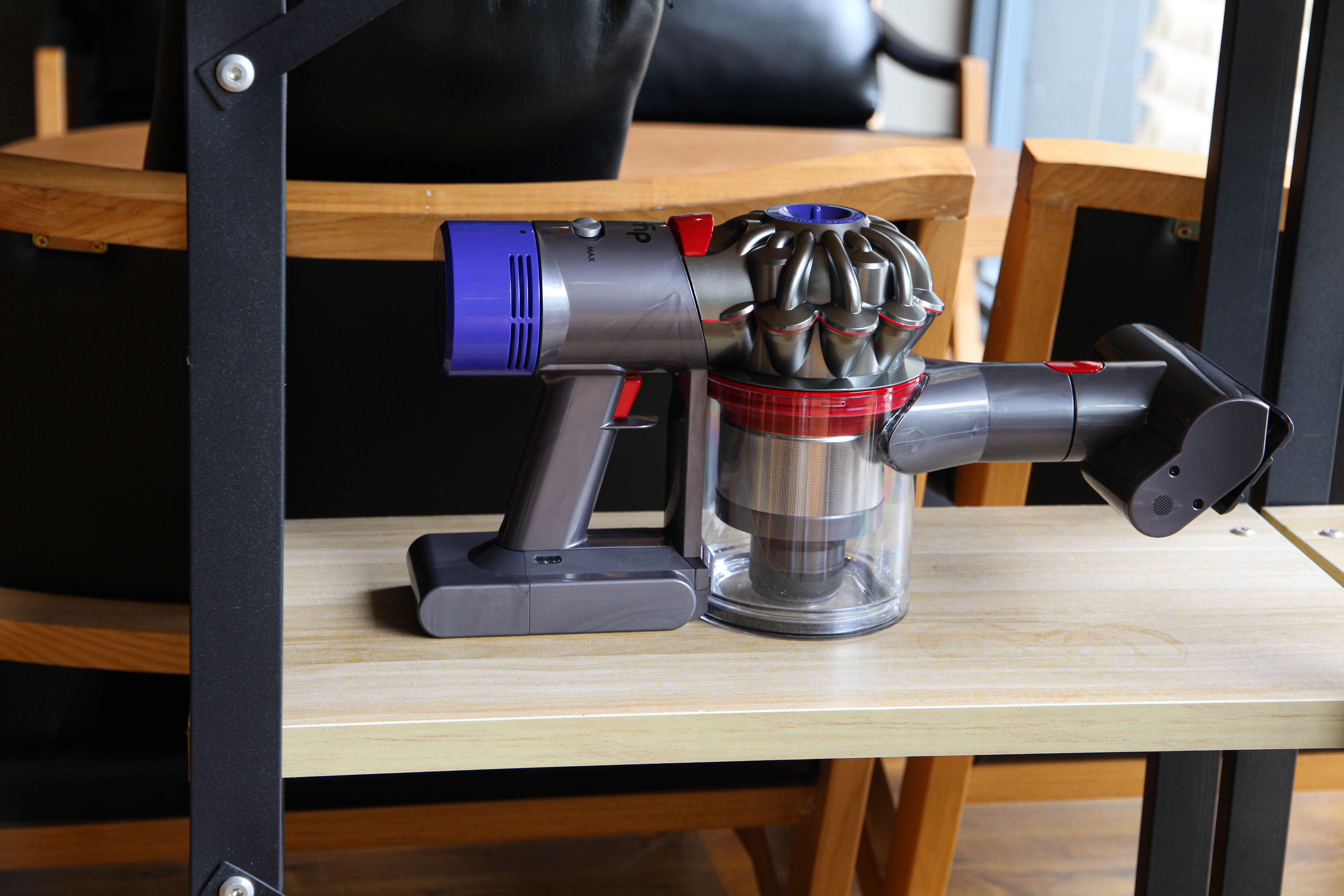 戴森吸尘器v8开箱全过程,戴森吸尘器v8fluffyorigin