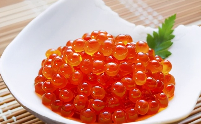 鱼身上哪些部位不能吃,鱼身上哪个部位不能吃