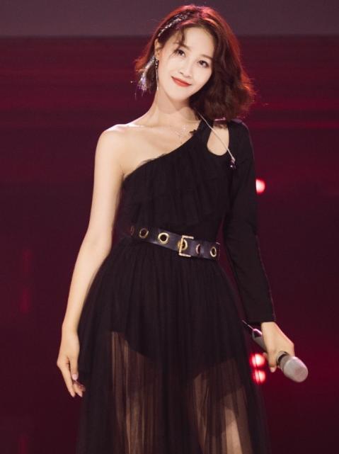 浣碧蓝盈莹最近状态,浣碧蓝盈莹唇部训练