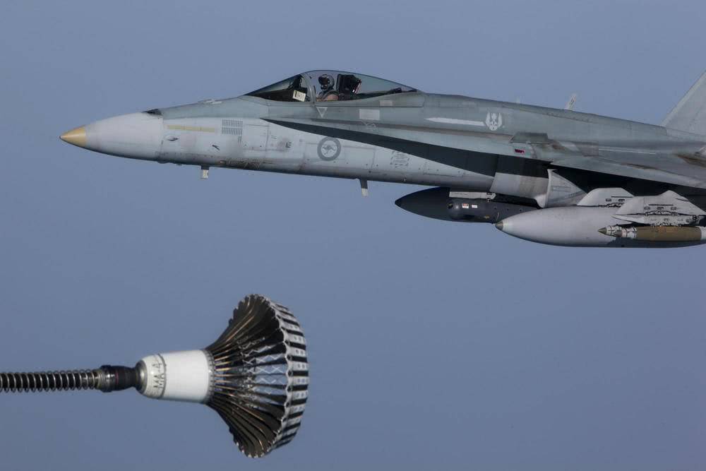 澳大利亚f18大黄蜂,f-18超级大黄蜂数量200架