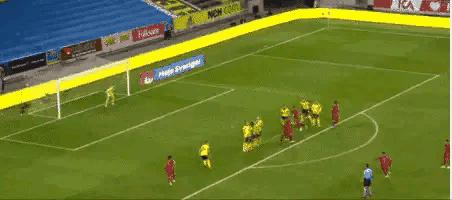 2018年世界杯梅西和c罗止步多少强,2018年世界杯c罗点球被扑