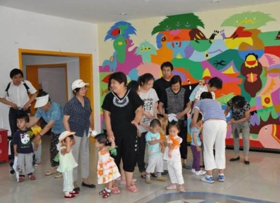 幼儿园老师不收礼？可能是“送礼的方式”不对，你给老师送过啥？