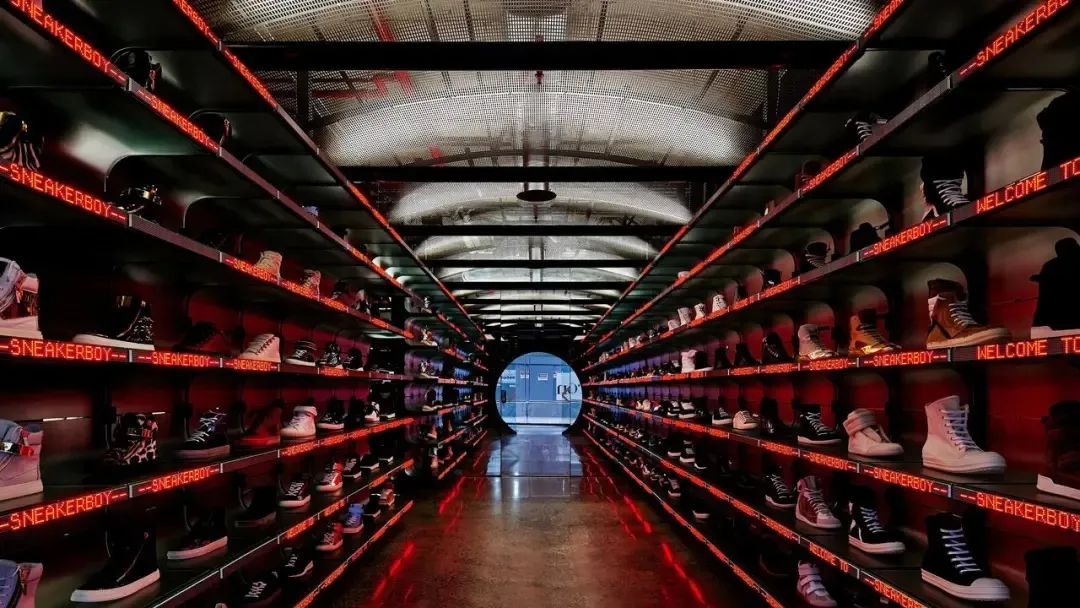 澳洲奢侈鞋店Sneakerboy因欠阿迪达斯款项面临破产清算