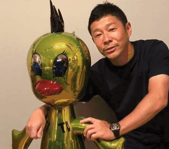 8亿买幅画、18亿包火箭，曾说“钱越花越多”的“日本王思聪”，现在穷到要卖公司了