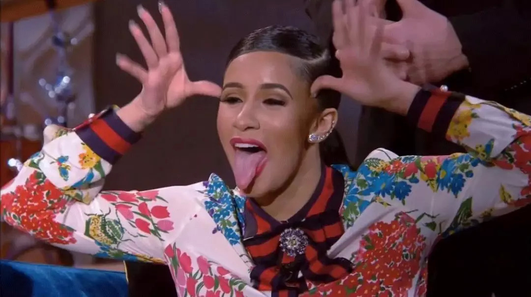 牛本山后继有人｜一个做过脱衣舞娘，唱得了Rap的小品演员CardiB