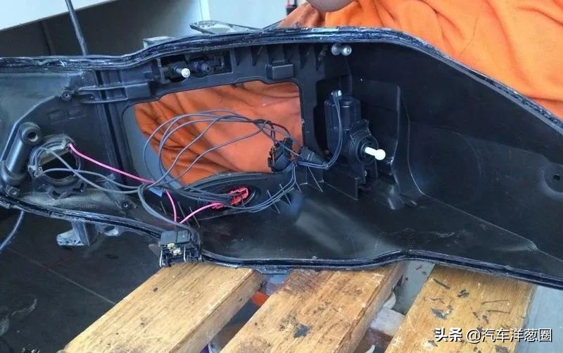 手把手教你大灯升级,教你一招自己动手大灯翻新
