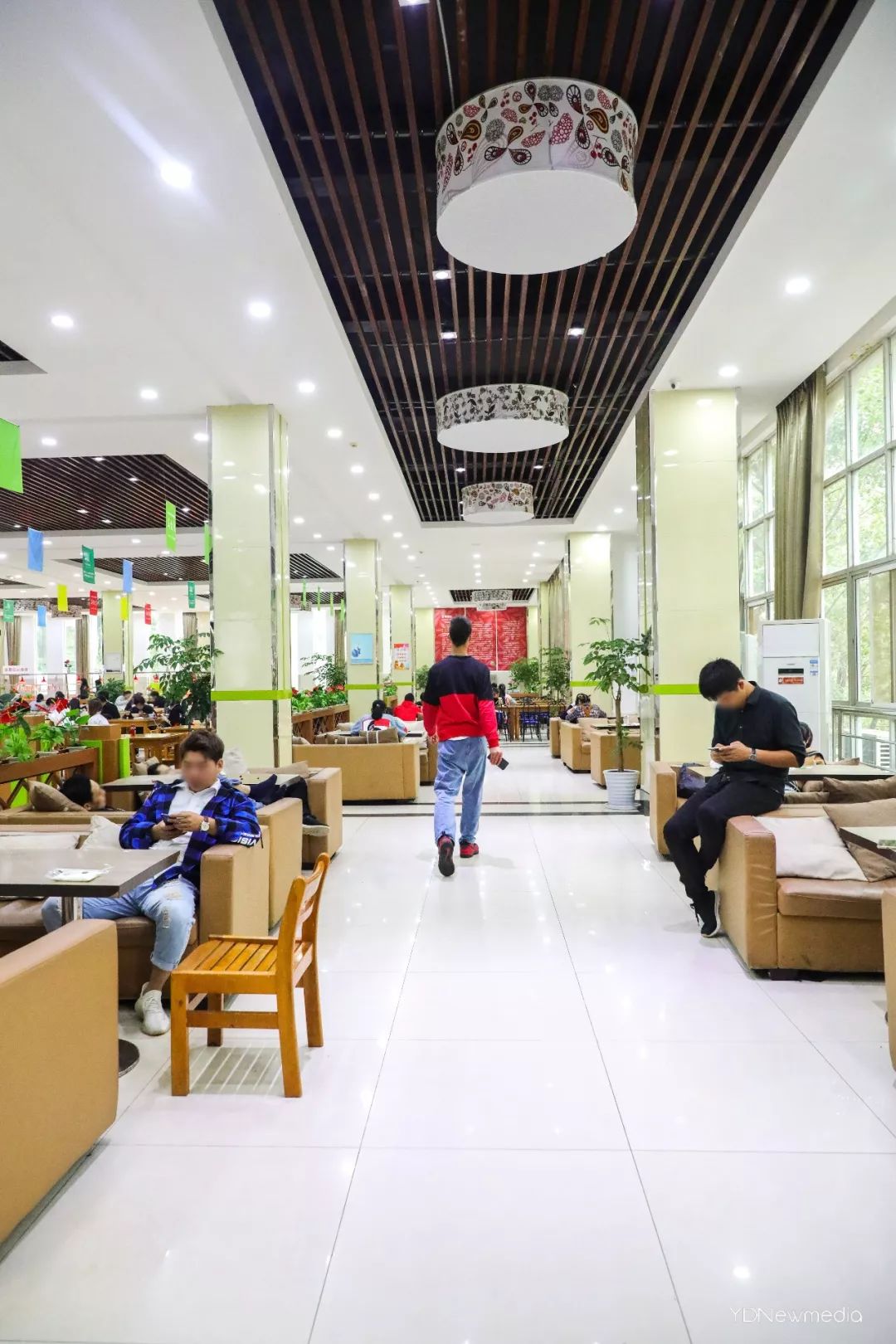 不去吃湖经食堂，一定后悔