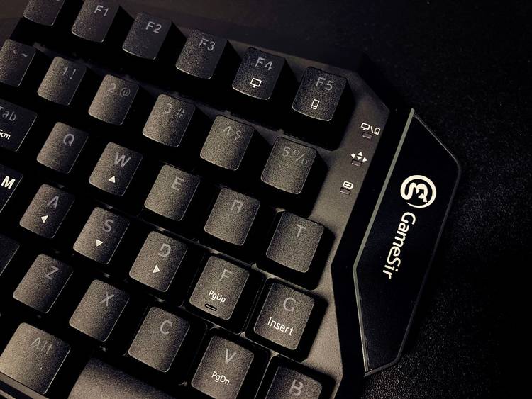 小鸡z2机械单手键盘,盖世小鸡z2键鼠