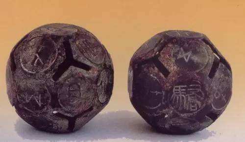 足坛历史十大球王图片,历史足坛十大球王