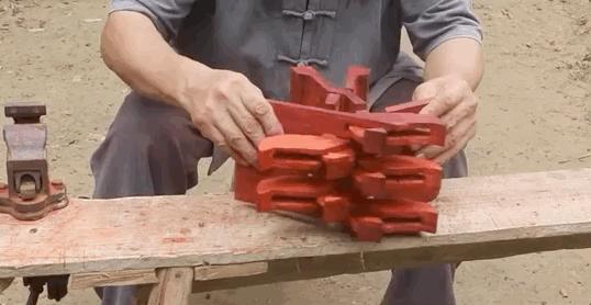中国大爷造出2600年前鲁班凳,2600年前鲁班凳河南大叔潜心钻研
