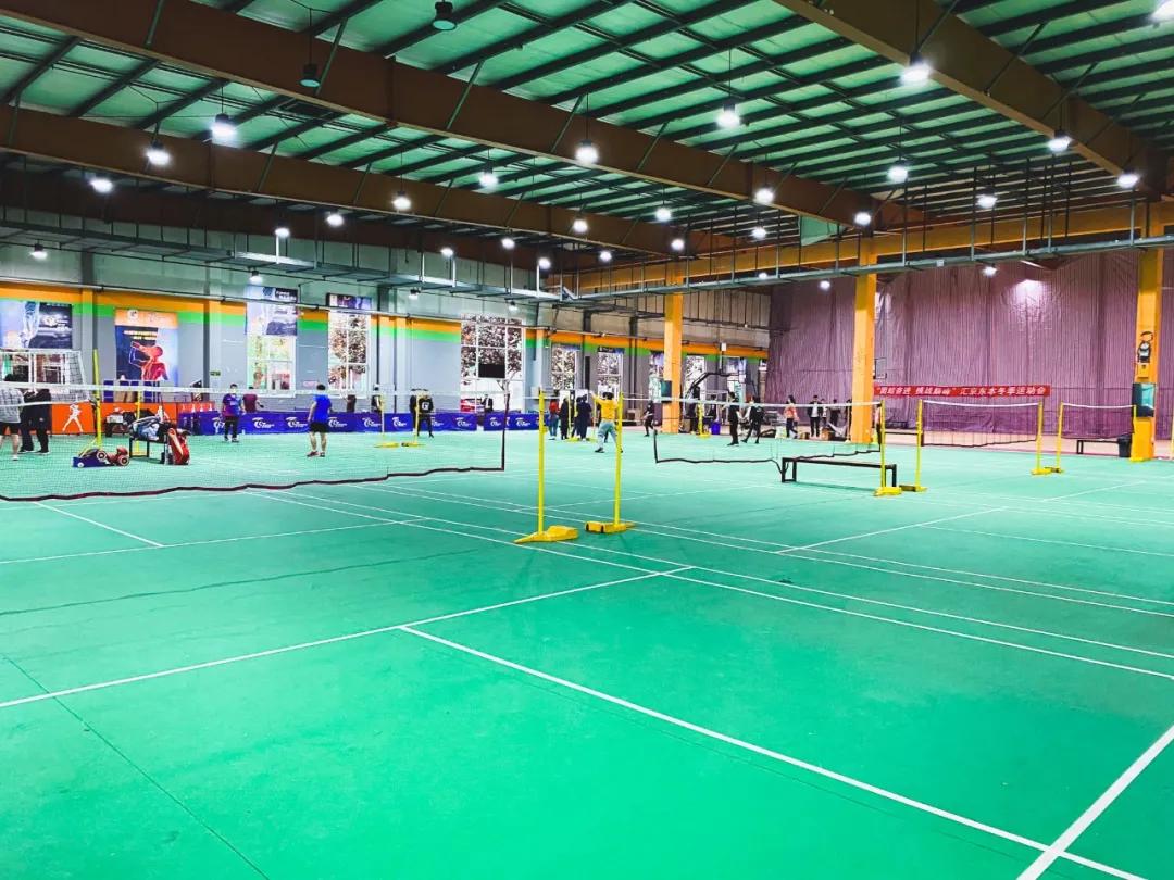 生命在于运动抖音小视频,生命在于运动抱着娃遛弯