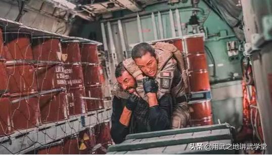 这是巴西柔术中最强的杀招!三秒内让敌人失去战斗力