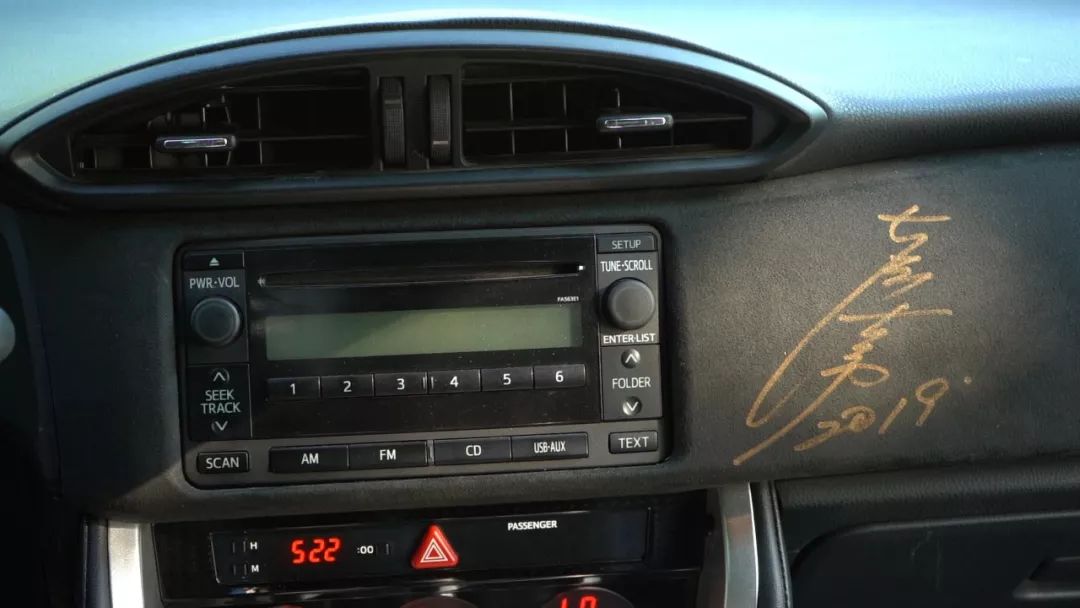 鐨疄鑰愮敤鎿嶆帶鎬уソ鐨勬墜鍔ㄦ尅杞﹀瀷,26涓囨墜鍔ㄦ尅