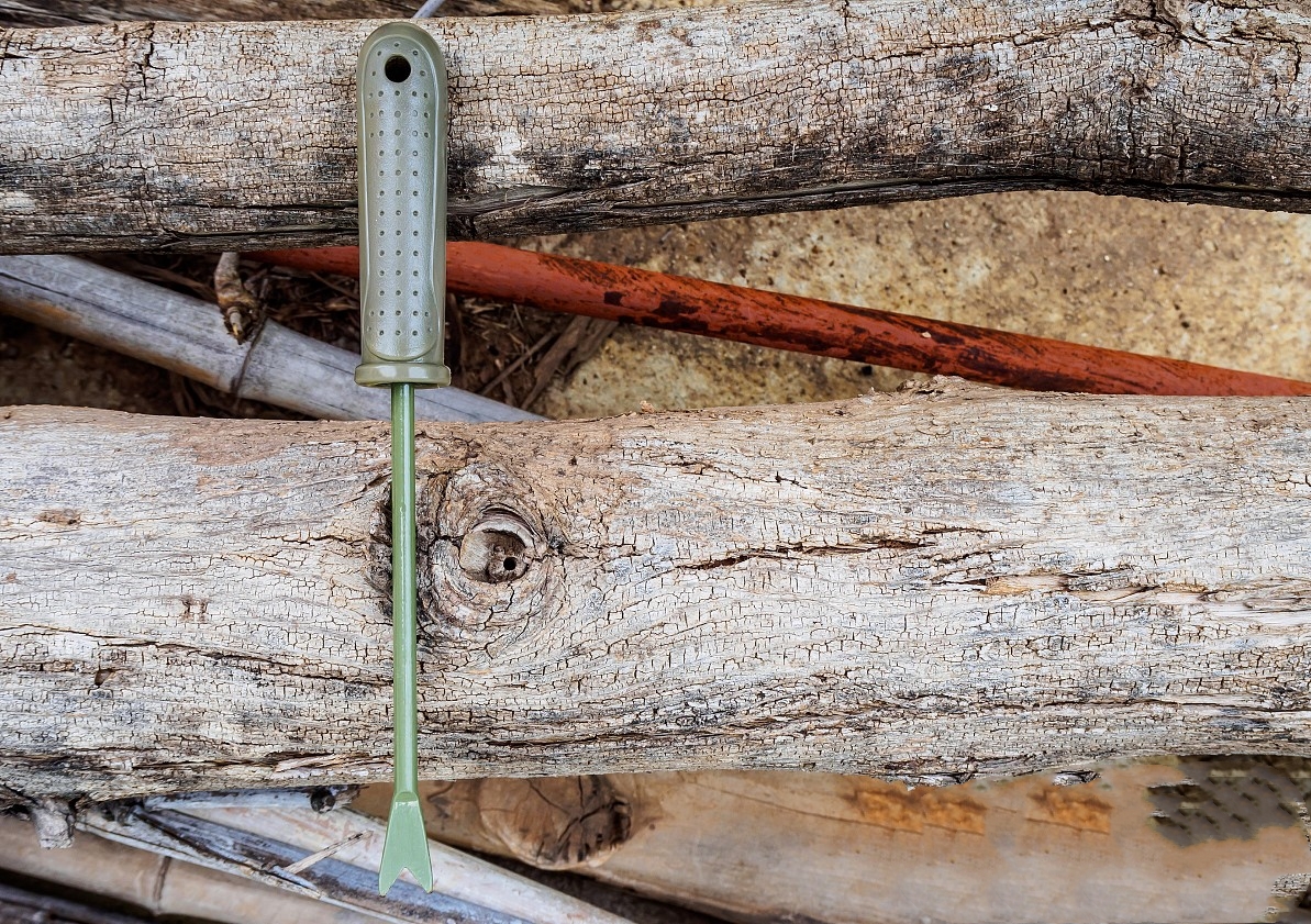 泰国是个风景优美的国家，他们有九个老工具，国人几乎都不认识