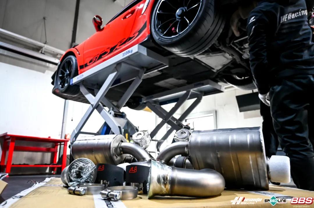 保时捷911gt3rs保养多少钱,提走一辆保时捷911gt3rs的过程