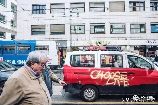 三个95后开五菱车,95后开着面包车环游世界