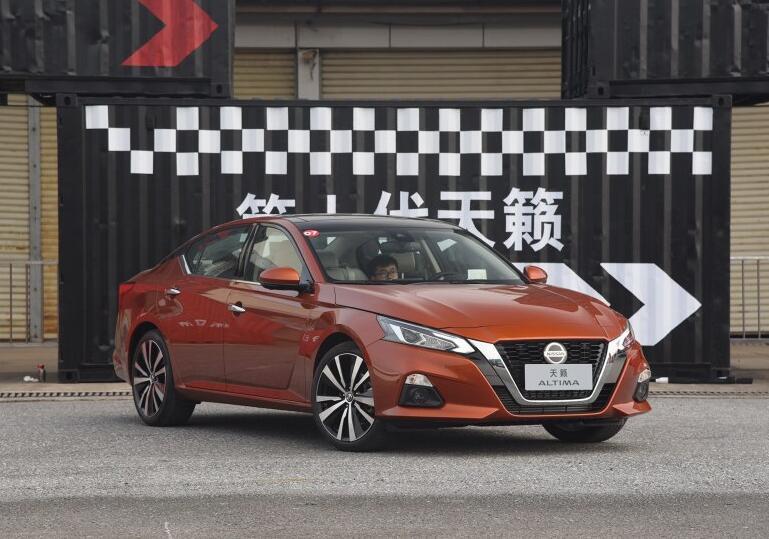 动力强劲又舒适,动力强劲操控好