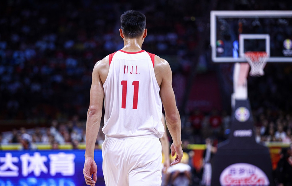 也许当时易建联是这样的